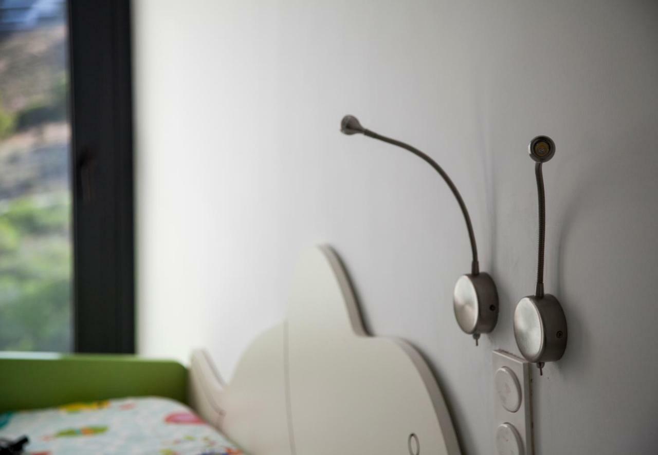 Great Views First Line Teleworkers And Families Unforgetable Apartment 阿勒纳勒斯德尔索尔 外观 照片